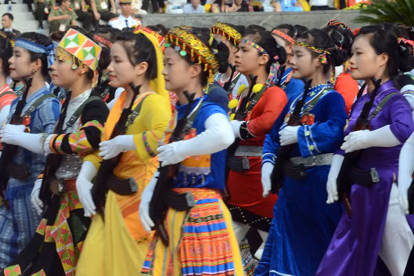 Những bông hồng xinh đẹp, mạnh mẽ tại Lễ diễu binh, diễu hành sáng 2-9 ảnh 9