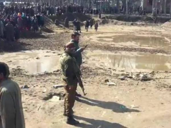 Ấn Độ, Pakistan chịu tổn thất nặng nề sau các cuộc đụng độ ở khu vực Kashmir ảnh 1 Ấn Độ, Pakistan chịu tổn thất nặng nề sau các cuộc đụng độ ở khu vực Kashmir ảnh 1