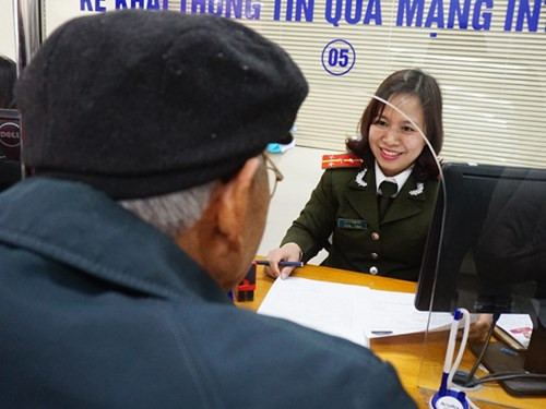 Quyết liệt, hiệu quả các giải pháp đảm bảo trật tự giao thông, cải cách hành chính ảnh 3