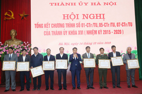 Thành ủy Hà Nội tổng kết 3 chương trình công tác toàn khóa nhiệm kỳ 2015 - 2020 ảnh 2