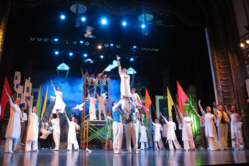 Nhiều hoạt động văn hóa nghệ thuật kỷ niệm 65 năm Ngày Giải phóng Thủ đô ảnh 3