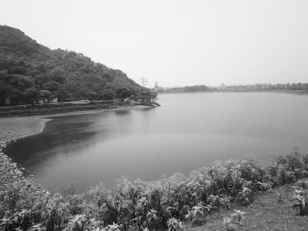 Những câu chuyện ly kỳ về vực “không đáy” ở Hà Nam ảnh 1