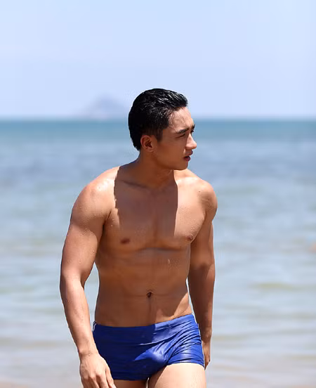 Hữu Vi khoe body "nóng bỏng" ảnh 6