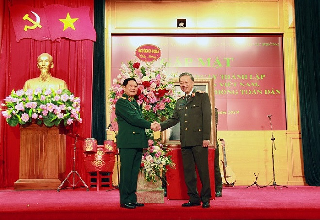 Xây dựng thế trận an ninh nhân dân kết hợp chặt chẽ với thế trận quốc phòng toàn dân vững chắc ảnh 1