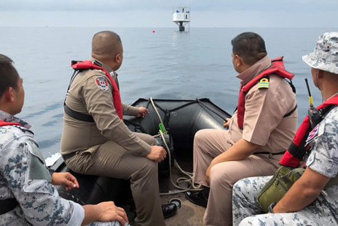 Cặp đôi đối mặt bản án tử hình khi cố tình xây nhà nổi trên biển Thái Lan ảnh 1