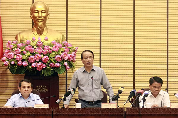 Đối thoại, giải quyết đúng quy định pháp luật, 14 hộ dân có đất trong vùng sân bay Miếu Môn đồng thuận bàn giao mặt bằng ảnh 4