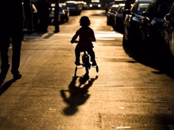 Indonesia xem xét việc tiêm hóa chất những kẻ cuồng dâm ảnh 1