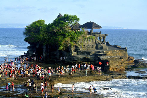 Vẻ đẹp xuyên thế kỷ ở hòn đảo của nghìn ngôi đền ảnh 1