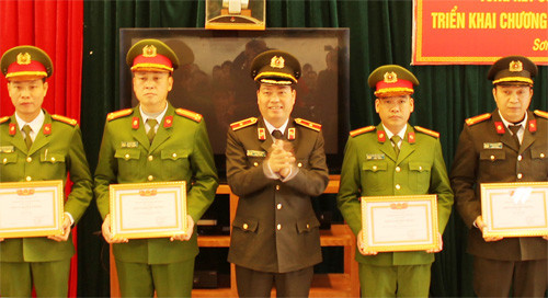 Tiếp tục nâng cao chất lượng, hiệu quả công tác năm 2018 ảnh 3