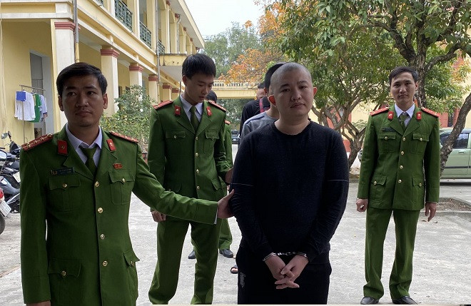 Phá đường dây đánh bạc qua mạng internet cực "khủng" ảnh 1