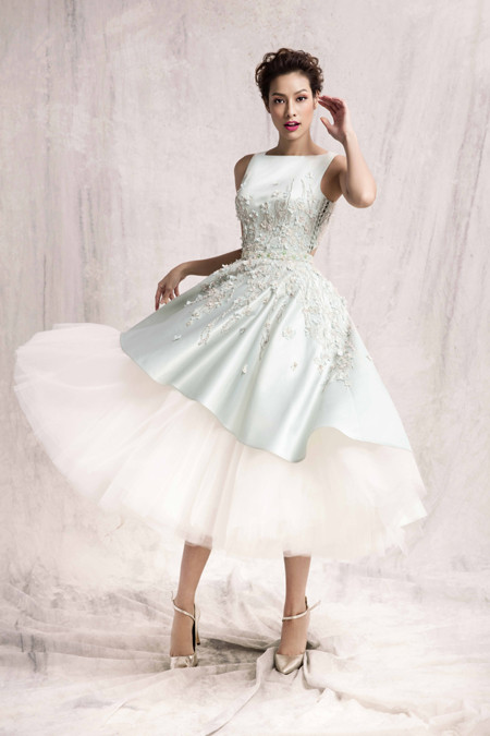 Lilly Nguyễn hoá thân "công chúa tuyết" khoe vẻ đẹp gợi cảm ảnh 4 Lilly Nguyễn hoá thân "công chúa tuyết" khoe vẻ đẹp gợi cảm ảnh 4