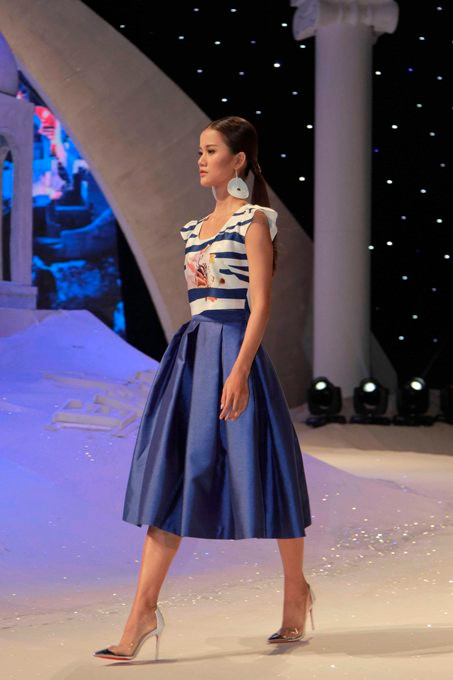 Dàn mẫu Next Top Model "độc chiếm" sàn diễn thời trang tại Hà Nội ảnh 6