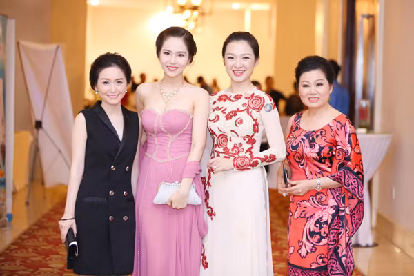 Dương Kim Ánh "hút hồn" với vóc dáng gợi cảm ảnh 7