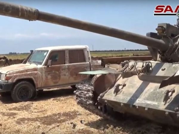 SAA thu giữ lượng lớn thiết bị quân sự hạng nặng do IS bỏ lại ở Hama ảnh 1 SAA thu giữ lượng lớn thiết bị quân sự hạng nặng do IS bỏ lại ở Hama ảnh 1