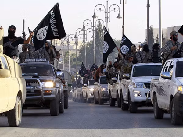 Chuyên gia quân sự: Rất khó để đánh bại hoàn toàn IS ở Syria ảnh 1