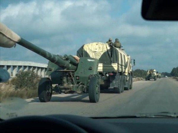 Nga-Syria tăng cường vũ khí hạng nặng tới Idlib, sẵn sàng nghiền nát phiến quân ảnh 1 Nga-Syria tăng cường vũ khí hạng nặng tới Idlib, sẵn sàng nghiền nát phiến quân ảnh 1