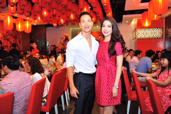 Trương Ngọc Ánh tái ngộ Kim Lý sau tin đồn chia tay ảnh 1