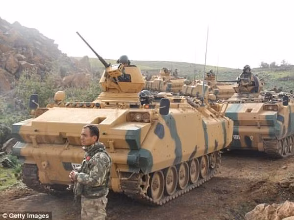 Ankara chiếm được một số ngôi làng trong ngày thứ 3 của chiến dịch Nhành Ôliu ảnh 1