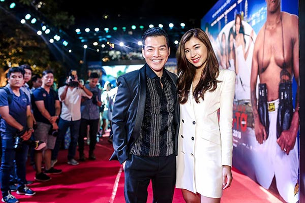 Trương Ngọc Ánh đưa bé Bảo Tiên đến chúc mừng chồng cũ Trần Bảo Sơn ảnh 6