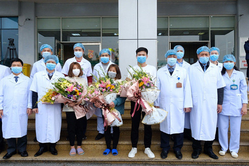 Quỹ Tiền tệ Quốc tế ca ngợi mô hình chống dịch Covid-19 của Việt Nam ảnh 1