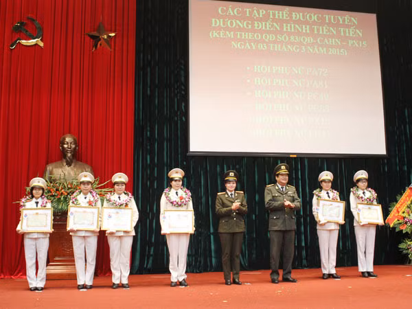 Chú trọng bồi dưỡng, đào tạo, phát triển đội ngũ cán bộ nữ ảnh 1