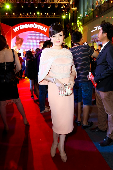 Đông đảo "sao" Việt đến mừng phim của Trần Bảo Sơn ảnh 4