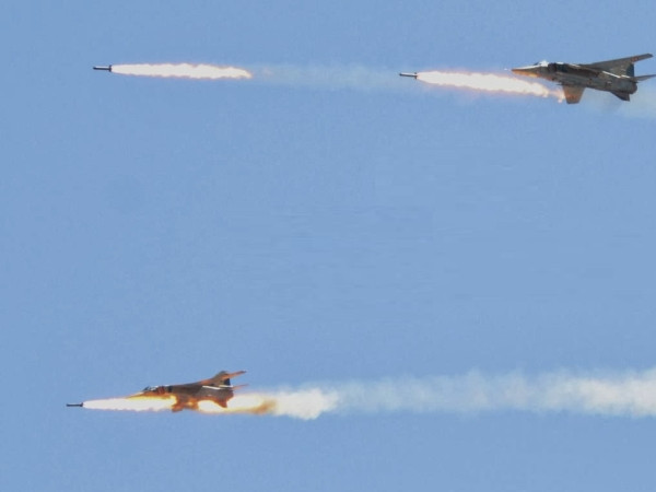 Syria bất ngờ dội bom trụ sở FSA ở Đông Ghouta lúc nửa đêm, nhiều chỉ huy thiệt mạng ảnh 1 Syria bất ngờ dội bom trụ sở FSA ở Đông Ghouta lúc nửa đêm, nhiều chỉ huy thiệt mạng ảnh 1