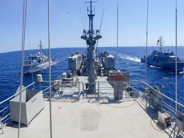 Nga đang theo sát 3 tàu quân sự của NATO đi vào Biển Đen ảnh 1