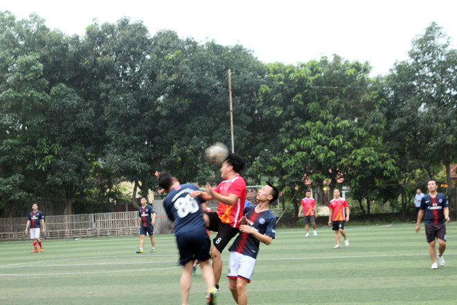 Giao hữu bóng đá, gắn tình đoàn kết ảnh 9 Giao hữu bóng đá, gắn tình đoàn kết ảnh 9