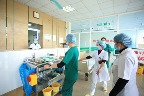 Các cơ sở cách ly tuân thủ nghiêm ngặt quy trình để hạn chế sự lây lan dịch Covid-19 ảnh 1