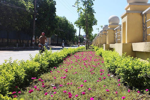 Bí thư kiêm Chủ tịch UBND - Cú hích tạo sự bứt phá ảnh 1