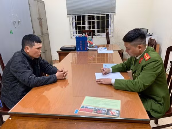 Hoàn thành 100% việc bố trí Công an chính quy đảm nhiệm chức danh Công an xã ảnh 3