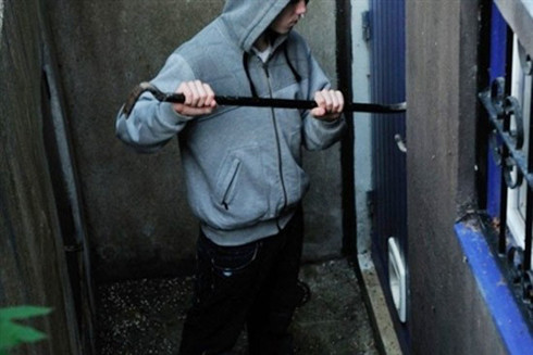 Đang trộm cắp, bỏ về giữa chừng mặc kệ đồng bọn cũng chưa chắc thoát tội ảnh 1