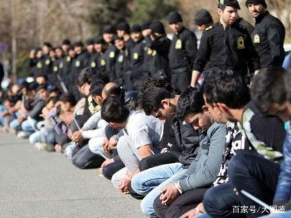 Iran tuyên bố bắt giữ 8 người có liên kết với CIA trong bạo loạn ảnh 1