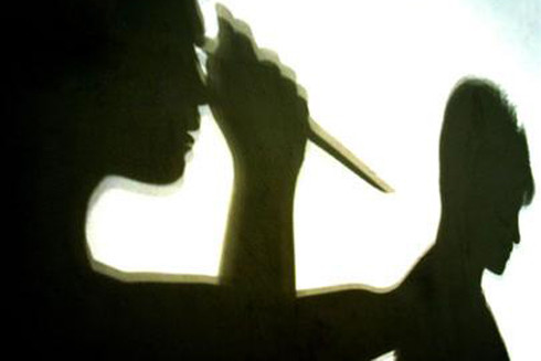 Xem xét tình huống phạm tội khi cầm dao đi đòi nợ ảnh 1