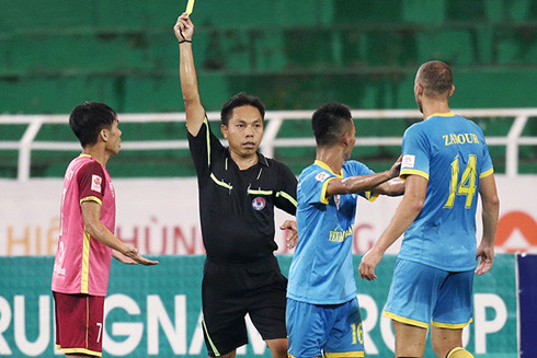 "Trọng tài bắt ổn định là tốt rồi!" ảnh 1