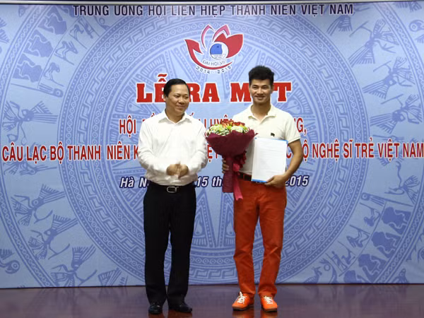 Danh hài Xuân Bắc làm Chủ nhiệm CLB Nghệ sĩ trẻ Việt Nam ảnh 1