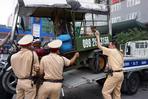 Vì sự an toàn, văn minh trên những tuyến đường Thủ đô ảnh 1 Vì sự an toàn, văn minh trên những tuyến đường Thủ đô ảnh 1