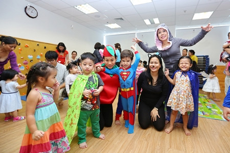 Việt Hương khoe ảnh con gái vui Halloween ở Mỹ ảnh 9 Việt Hương khoe ảnh con gái vui Halloween ở Mỹ ảnh 9