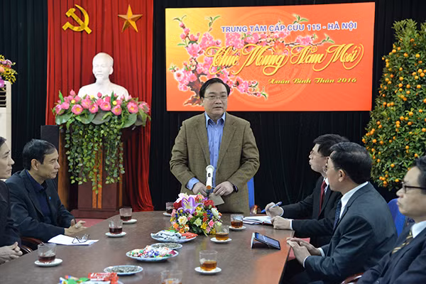 Bí thư Thành ủy Hoàng Trung Hải thăm hỏi, động viên các đơn vị ứng trực phục vụ nhân dân dịp Tết ảnh 5