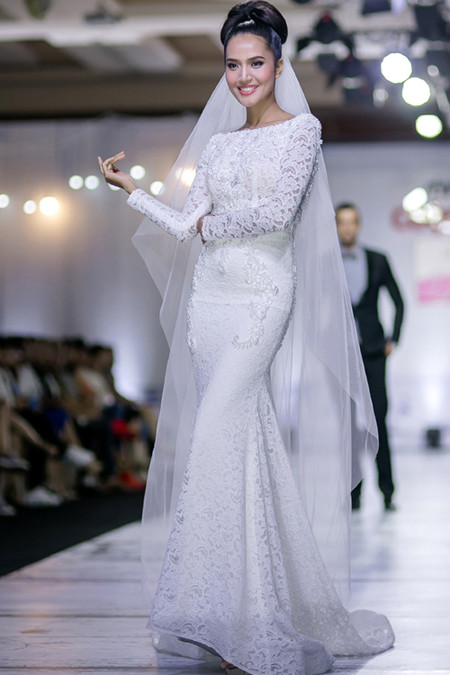 Nữ hoàng sắc đẹp toàn cầu 2016 Ngọc Duyên gợi cảm trên sàn catwalk ảnh 6