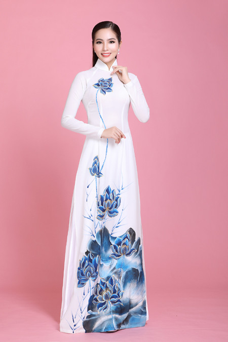 Hoa hậu Dương Kim Ánh lần đầu hát mở màn chương trình phát sóng trực tiếp ảnh 1 Hoa hậu Dương Kim Ánh lần đầu hát mở màn chương trình phát sóng trực tiếp ảnh 1