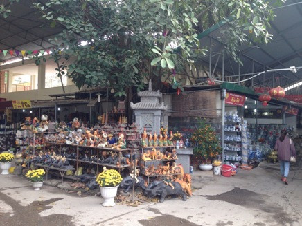 Chợ gốm Bát Tràng mở cửa kinh doanh trở lại ảnh 2