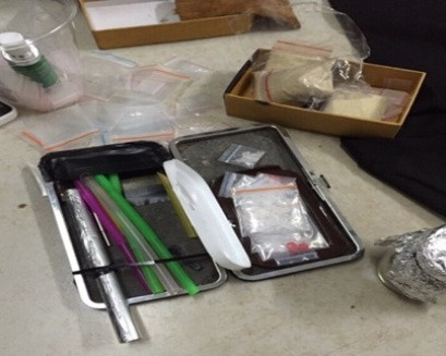 Nam công nhân cùng bạn gái "kiếm thêm" bằng ma túy ảnh 2 Nam công nhân cùng bạn gái "kiếm thêm" bằng ma túy ảnh 2