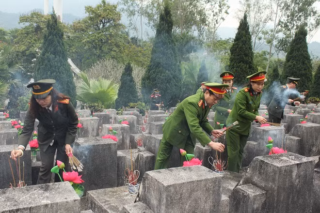 Hành trình ý nghĩa nơi địa đầu Tổ quốc của Công an huyện Thường Tín ảnh 8