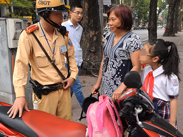 Tuyên truyền nhắc nhở trước khi xử phạt ảnh 1