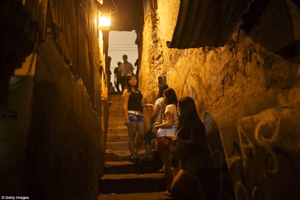 Dịch vụ mại dâm kỳ dị trong thế giới tình dục ngầm ở Indonesia ảnh 2