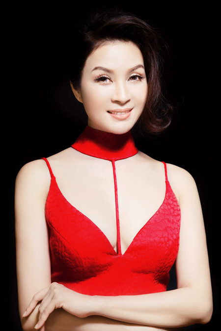 MC Thanh Mai đẹp cuốn hút vạn người mê ảnh 5