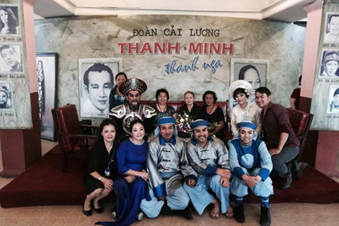 Cải lương vẫy vùng nhưng càng vùng vẫy càng chìm ảnh 2