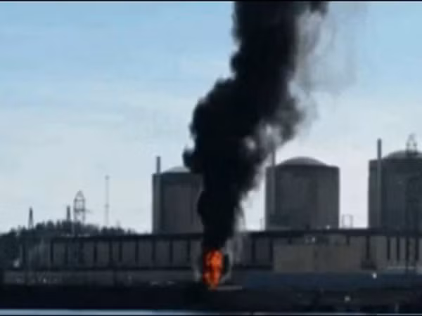 Nhà máy điện hạt nhân bốc cháy nghi ngút tại Nam Carolina, Mỹ ảnh 3